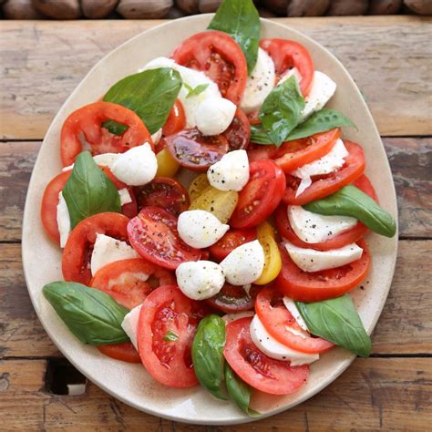 Mouthwatering Caprese Salad